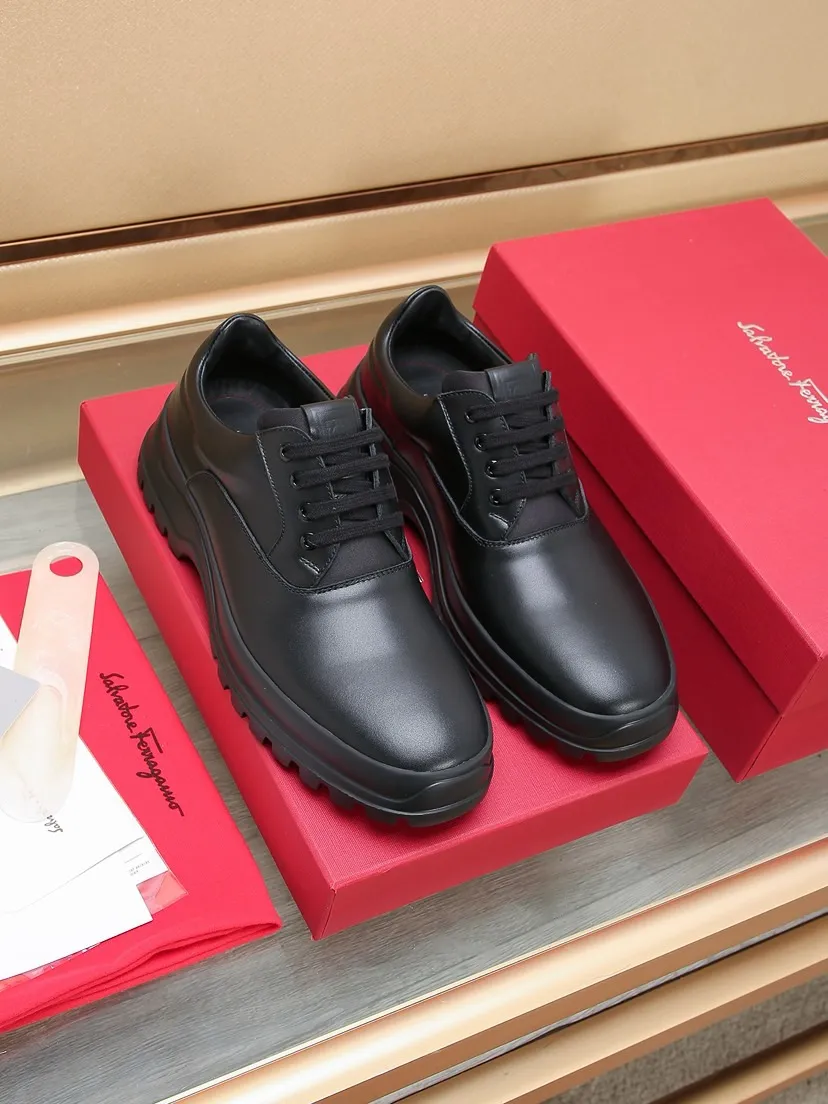 Men's men's shoes💰P660💰🔥《Ferragamo》👏Latest • High-end top brand luxury ~ purchasing agency, top quality ~. New fashionable business men's shoes🔜The uppers are made of original first-layer cowhide➕cowhide·lining, with fine workmanship. The original stylish and soft combination wear-resistant and non-slip outsole is light and comfortable on the feet. The real thing looks better in real photos. Number of yards: 38--44 (45 and 46 can be customized)